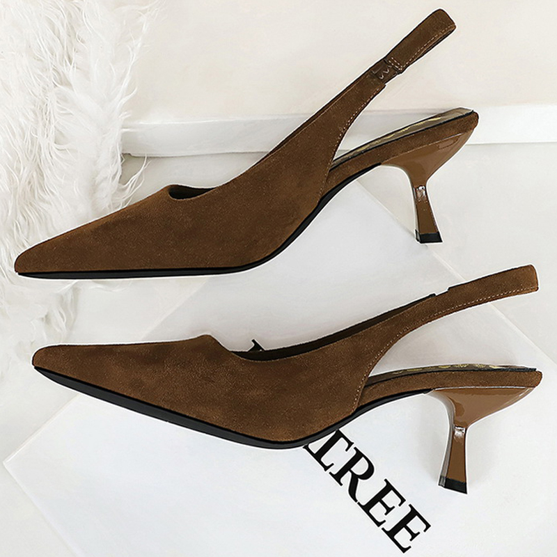 BIGTREE Shoes Kitten Heels 6 C - огляд і ціна Shoe Tree